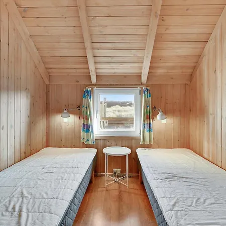 Amazing In Hvide Sande With Wifi Havrvig